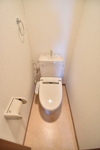 大阪市都島区都島本通１丁目の賃貸マンションのトイレ