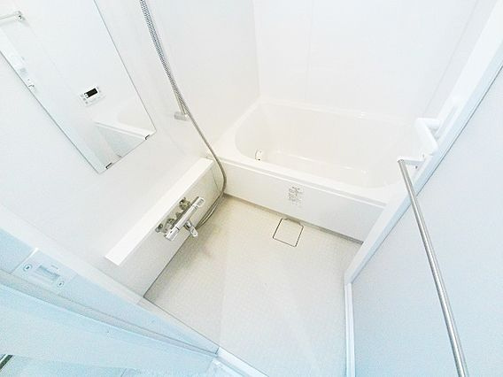 LAFFICE住吉本町（ラフィーチェスミヨシホンマチ）の浴室