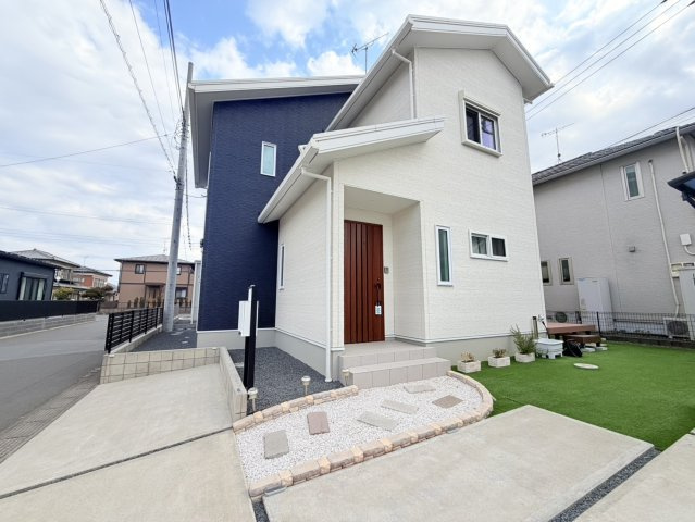 【築浅オール電化！】タマホーム注文♪那珂市菅谷中古住宅の外観