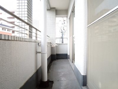 【バルコニー】 | プラドビル