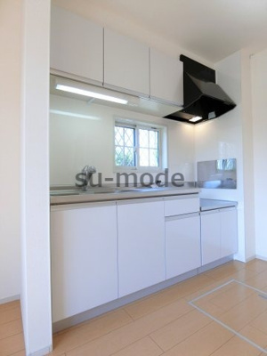 【キッチン】 | ヴィラカレントイースト