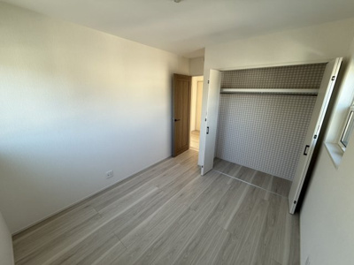 【洋室】 | セルリアンステージ岩国市平田三丁目