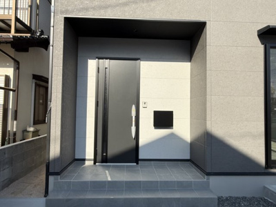 【玄関】 | セルリアンステージ岩国市平田三丁目