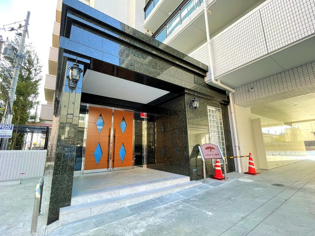 パルメゾン長町のエントランス