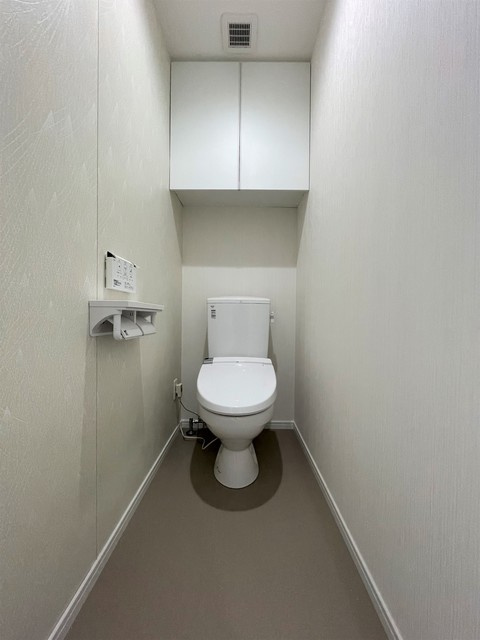 パルメゾン長町のトイレ|同間取り、別号室写真です。