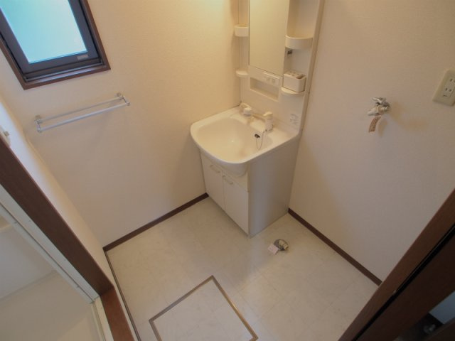 メゾン・ド・エスプリ B棟の洗面所