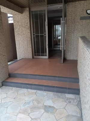 【エントランス】 | フォーウィルズコートⅡ