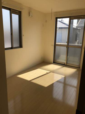 【洋室】 | シャーメゾン向日葵 A棟 | 2F：南東洋室