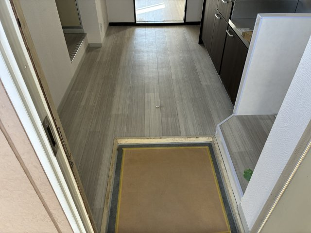 メゾンドふじの玄関