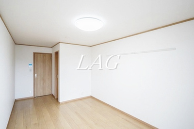 【居間・リビング】 | ラントヴィル幕張町 | 洋室です。