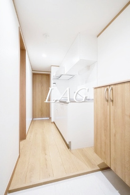 【玄関】 | ラントヴィル幕張町 | 玄関です。