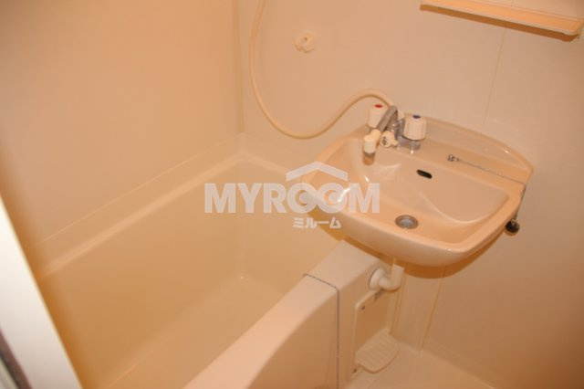 フェリックス東陽の浴室|浴室（同一仕様写真）