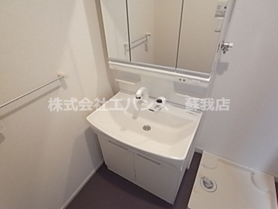 【洗面所】 | アメージングガーデン | 使いやすい洗面所です