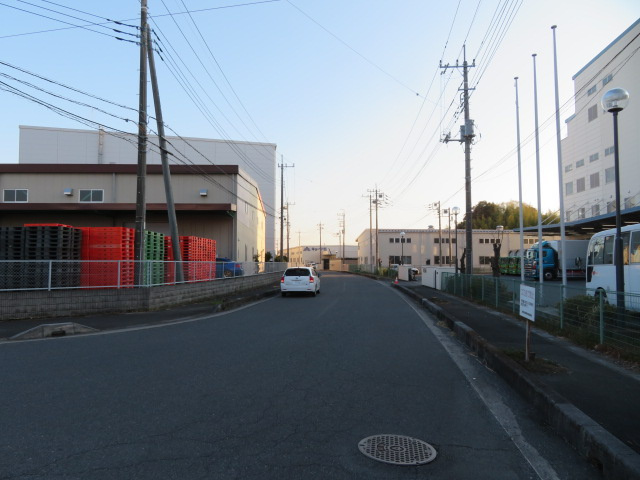 加須市大桑２丁目の倉庫の周辺