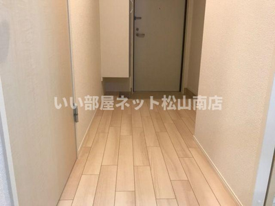 【内装】 | シェルルコート