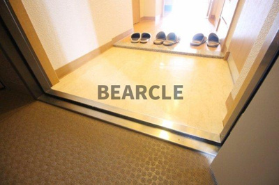 【玄関】 | コンフォーレ栗栖野