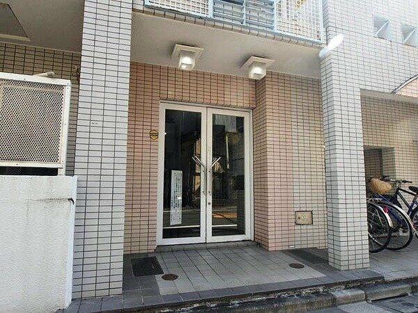 コスモ隅田アクティのエントランス