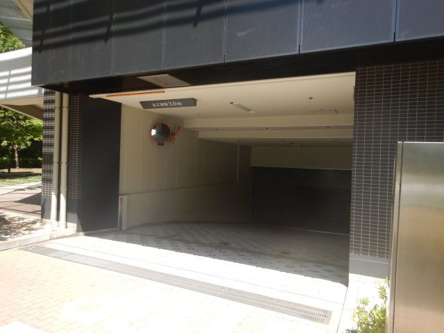 パークハウス清澄白河タワーの駐車場