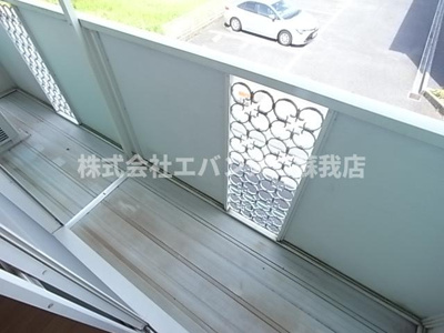 【バルコニー】 | メゾングリーン356 | 開放的で明るい空間を演出してくれるバルコニーです