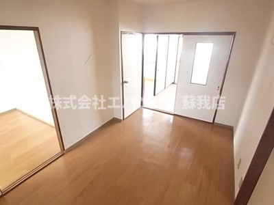 【居間・リビング】 | メゾングリーン356 | 使いやすい居間です