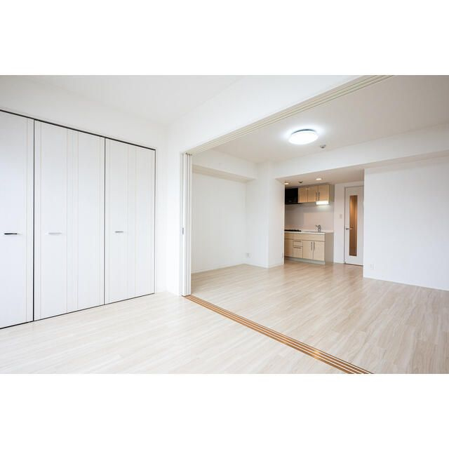 コンフォリア墨田立花の居間・リビング