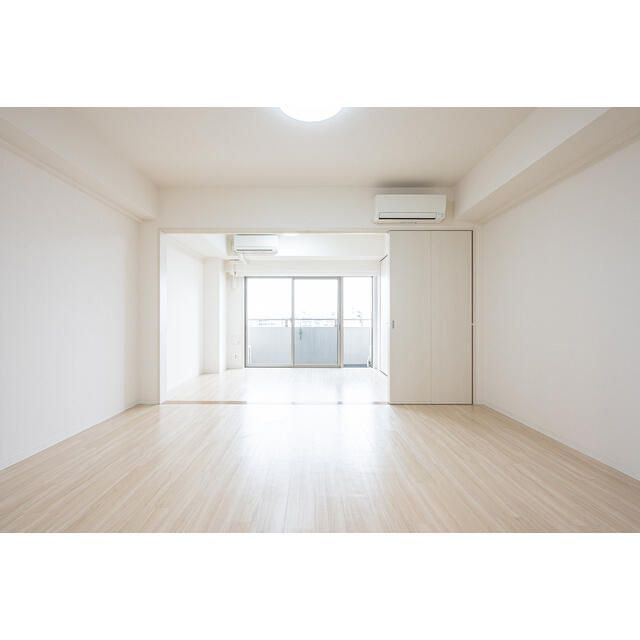 コンフォリア墨田立花の居間・リビング