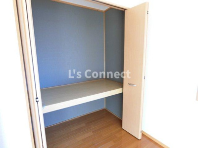 【設備】 | セジュール稲葉Ａ | 洋室にも収納付き。