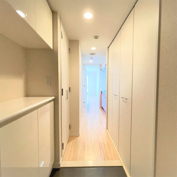 CASA+α名駅南　名古屋市賃貸　仲介手数料無料の玄関