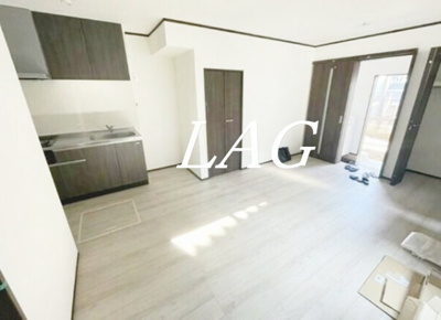 【居間・リビング】 | ＬＵＮＡＦＯＲＴ | 洋室のお部屋です。