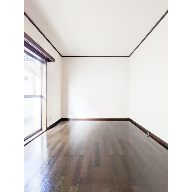 ストーンズ毛呂の内装