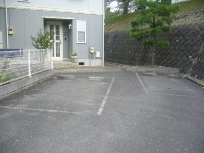 敷地内駐車場（要空き確認）