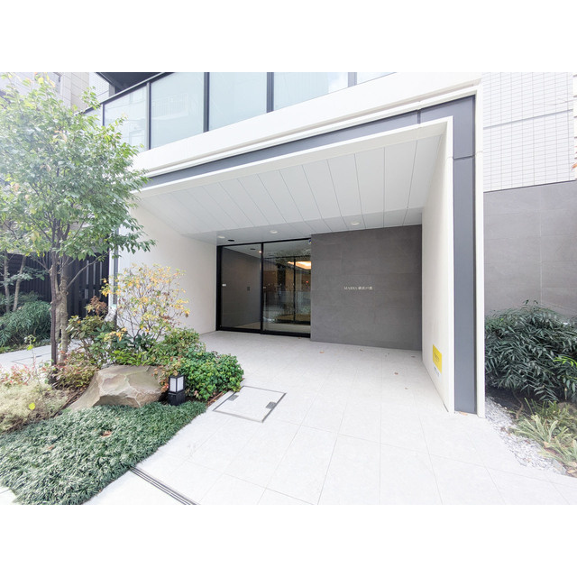 MARKS横浜戸部のエントランス