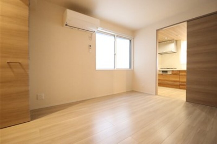 Noble Ferro C棟の独立洗面台|洗髪洗面化粧台