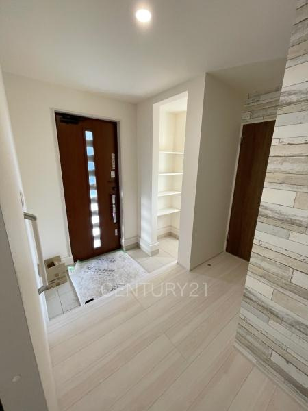 第１吉岡町漆原１号棟の玄関|玄関ホール