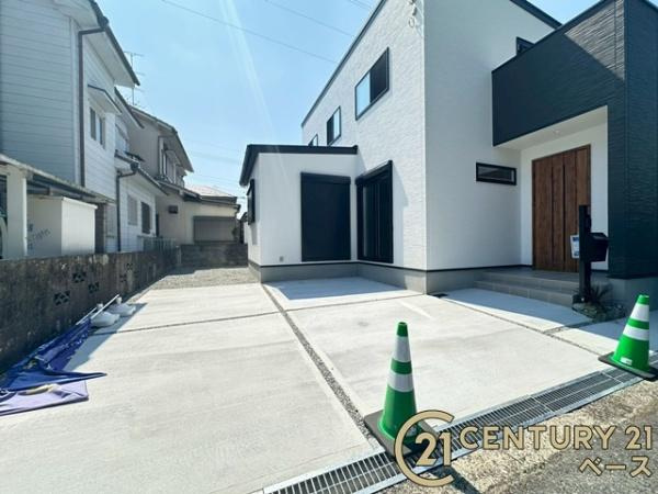 橿原市中曽司町 ／新築一戸建の駐車場