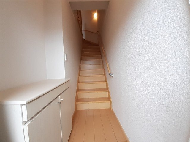 ドゥ・ステージアの玄関|落ち着いた玄関です