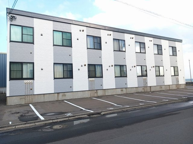 レオパレスイタンキ浜