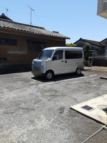 パルネット福寿の駐車場