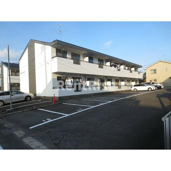 エクシードCの駐車場