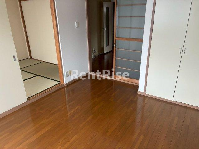 エクシードCの居間・リビング