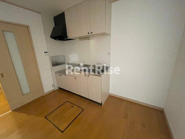 プラッサムコート小郷Ｂのキッチン