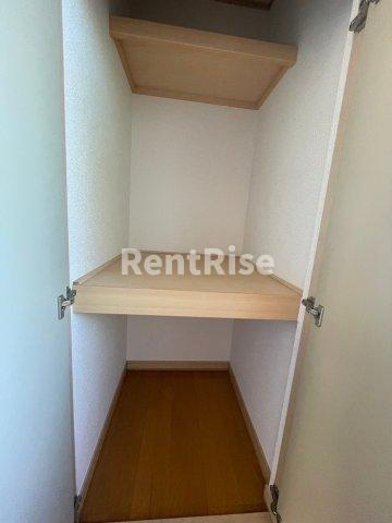 プラッサムコート小郷Ｂの収納