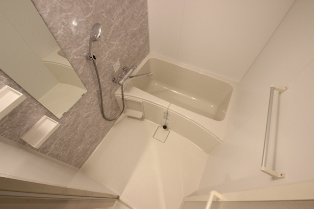 Ｓ－ＲＥＳＩＤＥＮＣＥ宇品５丁目Ⅱの浴室
