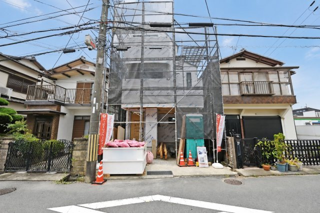 ハピクルタウン伊丹市瑞原3丁目新築一戸建て│4LDK+駐車1台可