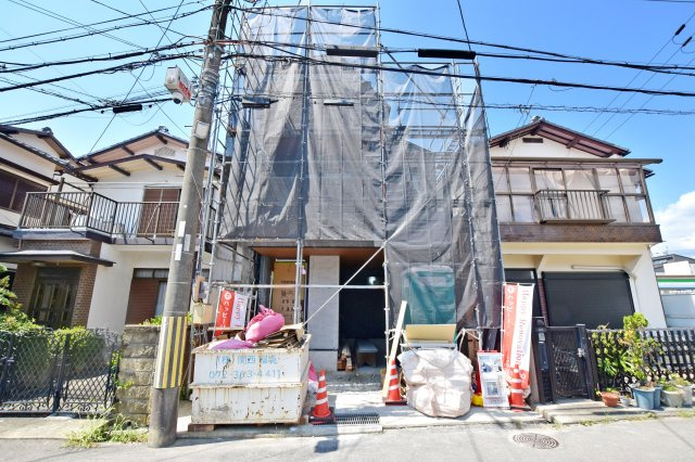 ハピクルタウン伊丹市瑞原3丁目新築一戸建て│4LDK+駐車1台可の外観|ZEH水準住宅、ＪＲ福知山線「北伊丹」バス4分、「緑ケ丘７丁目」バス停徒歩14分限定1区画の新築戸建が分譲開始致しました。皆様からのご連絡を心よりお待ちしております。
