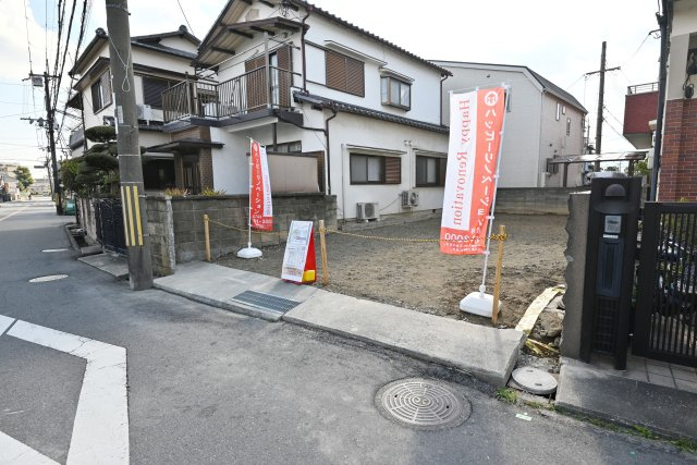 ハピクルタウン伊丹市瑞原の外観|前面道路幅員8ｍの広さ、陽当たりも良好です。詳しくはお気軽にお問い合わせください。