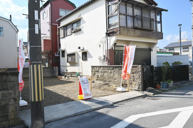 ハピクルタウン伊丹市瑞原の内観：施工例|※同社施工例写真
キッチンスペースはお料理中でも人がすれ違えるぐらい余裕です。