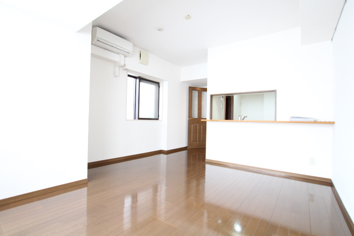 【居間・リビング】