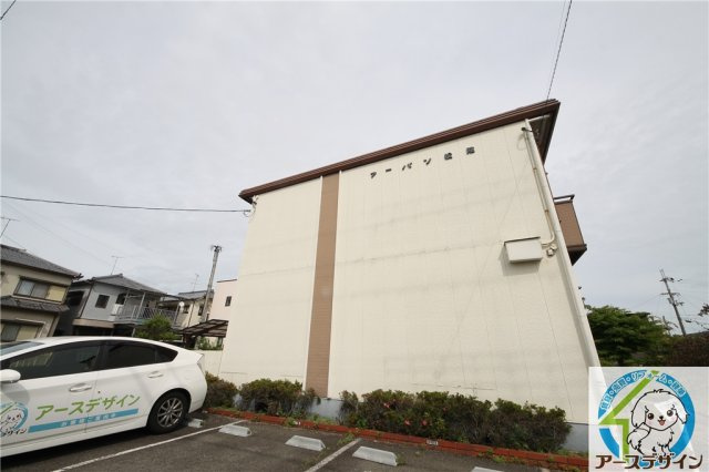 アーバン松陰の外観