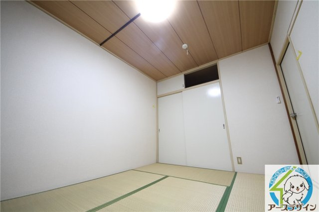 アーバン松陰の寝室